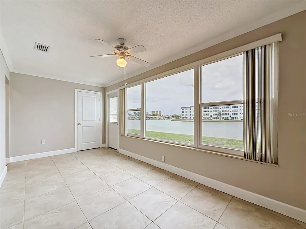 6025 SHORE BOULEVARD S #106 Gulfport, FL 33707