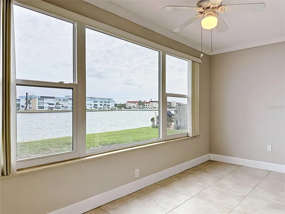 6025 SHORE BOULEVARD S #106 Gulfport, FL 33707