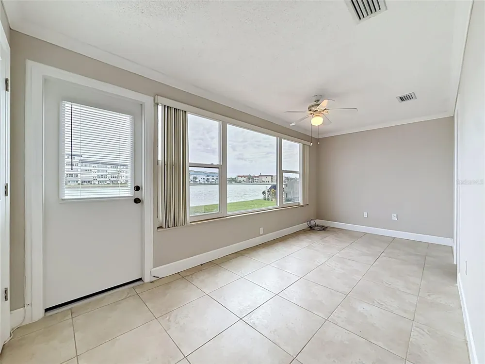 6025 SHORE BOULEVARD S #106 Gulfport, FL 33707