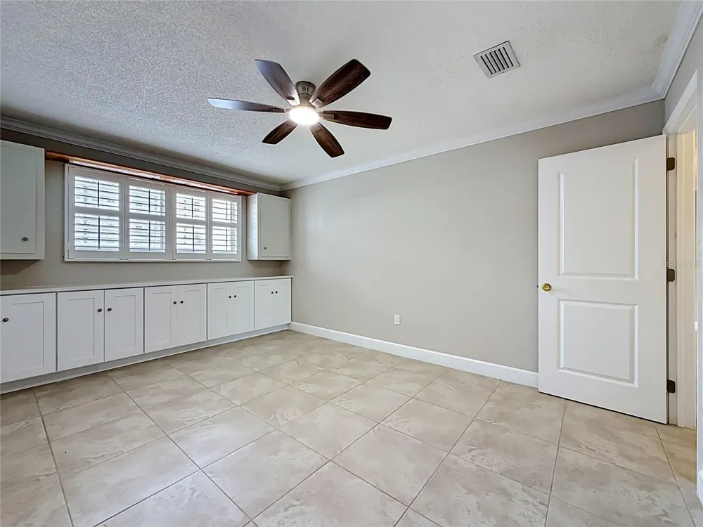 6025 SHORE BOULEVARD S #106 Gulfport, FL 33707