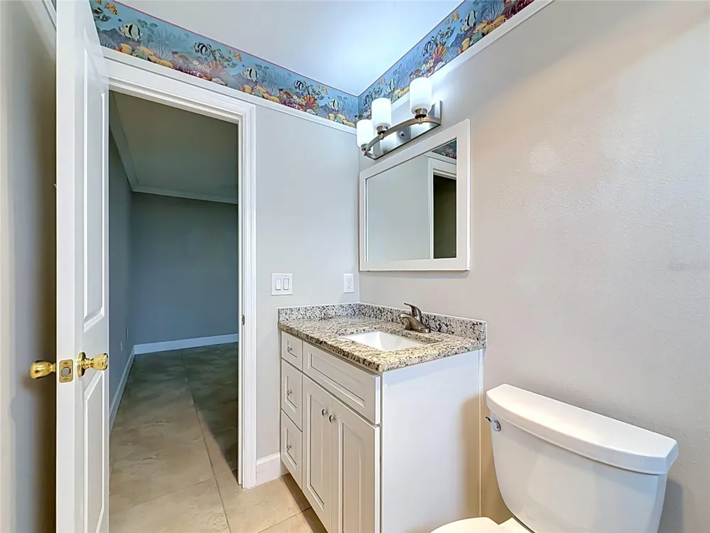 6025 SHORE BOULEVARD S #106 Gulfport, FL 33707