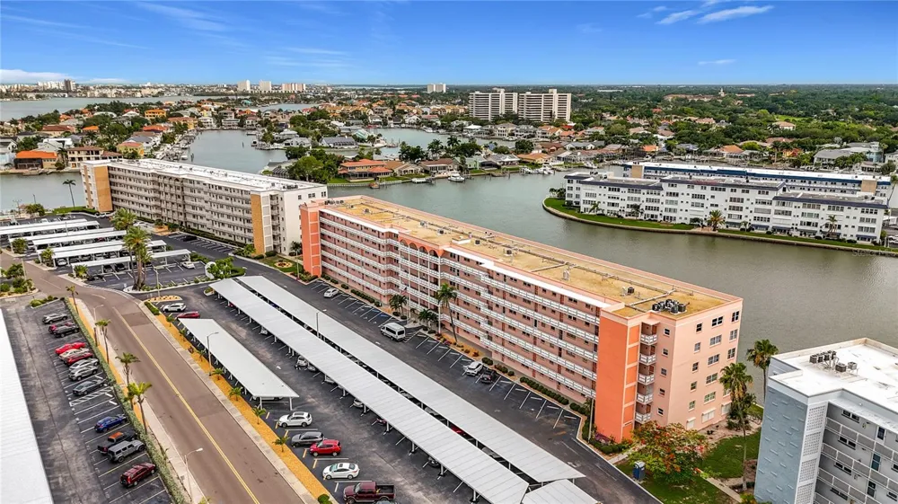 6025 SHORE BOULEVARD S #106 Gulfport, FL 33707