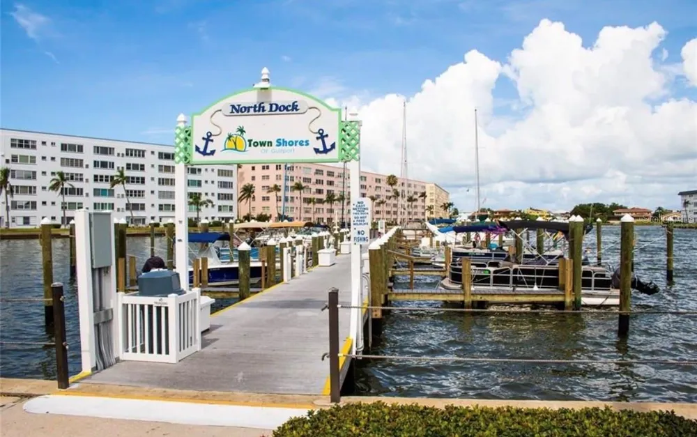 6025 SHORE BOULEVARD S #106 Gulfport, FL 33707