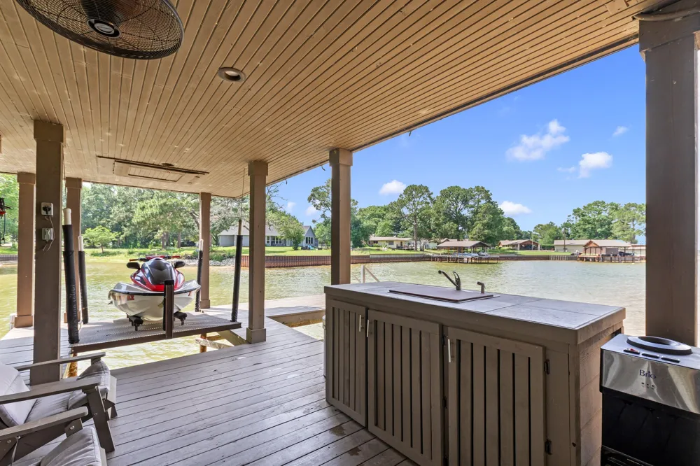 132 Goodknight Ranch Road Trinidad, TX 75163