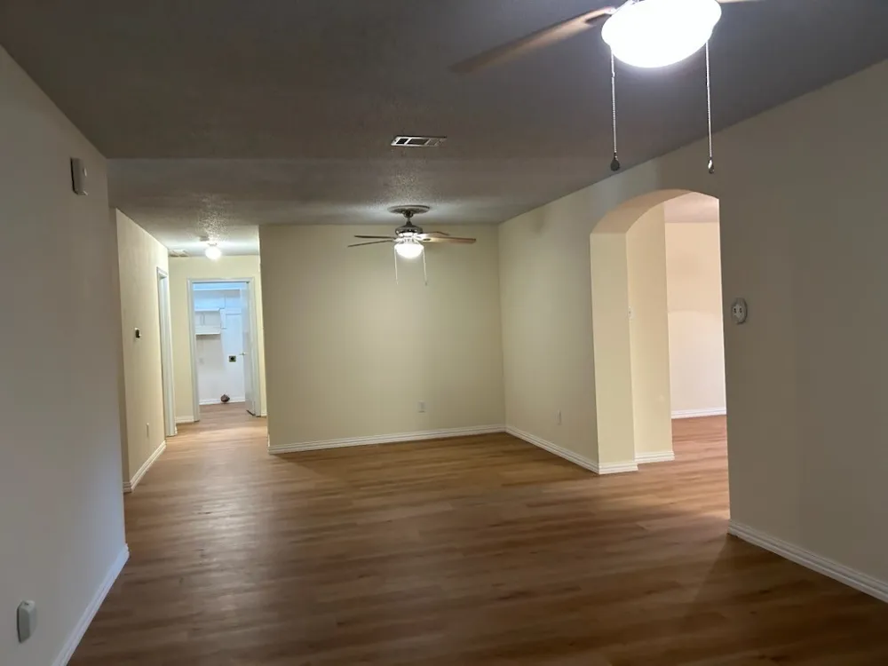 2106 Millwood Drive Corinth, TX 76210