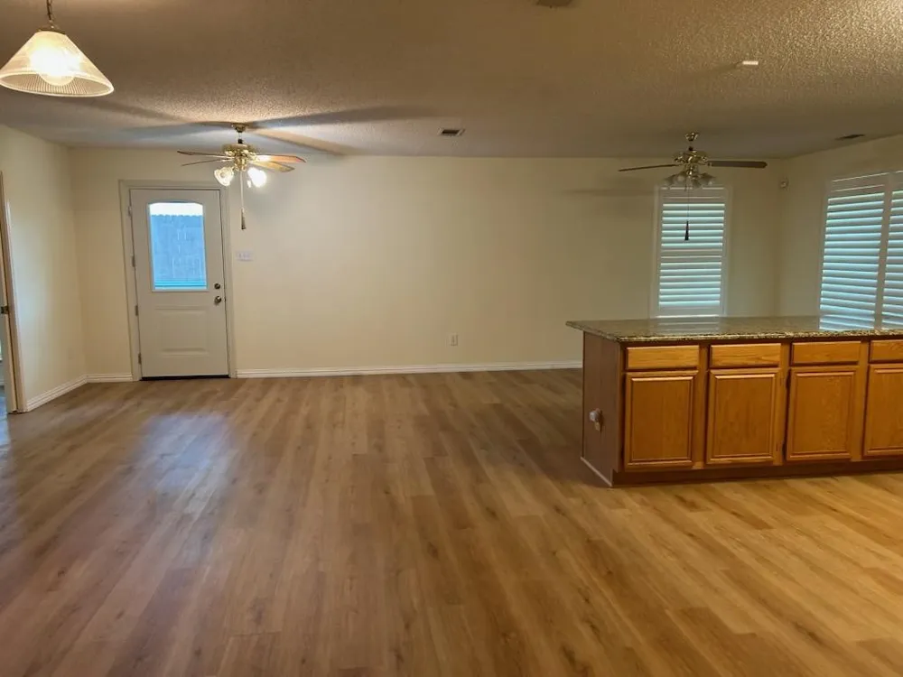 2106 Millwood Drive Corinth, TX 76210