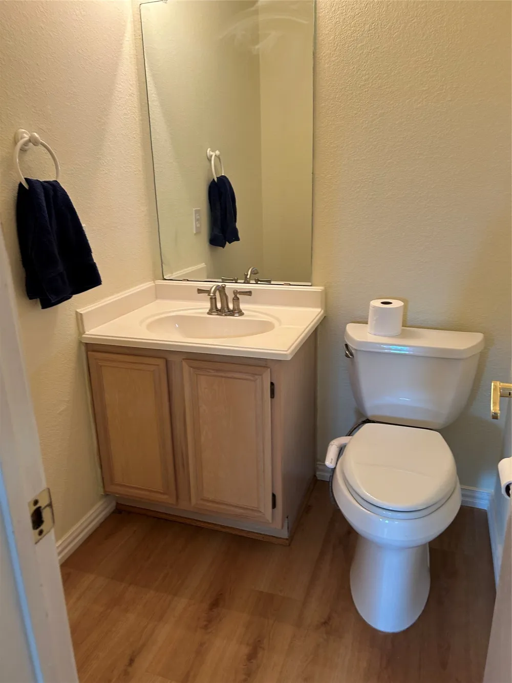 2106 Millwood Drive Corinth, TX 76210