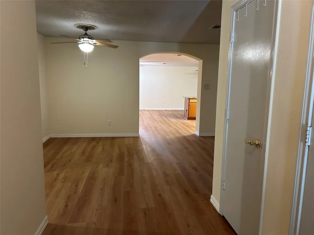 2106 Millwood Drive Corinth, TX 76210