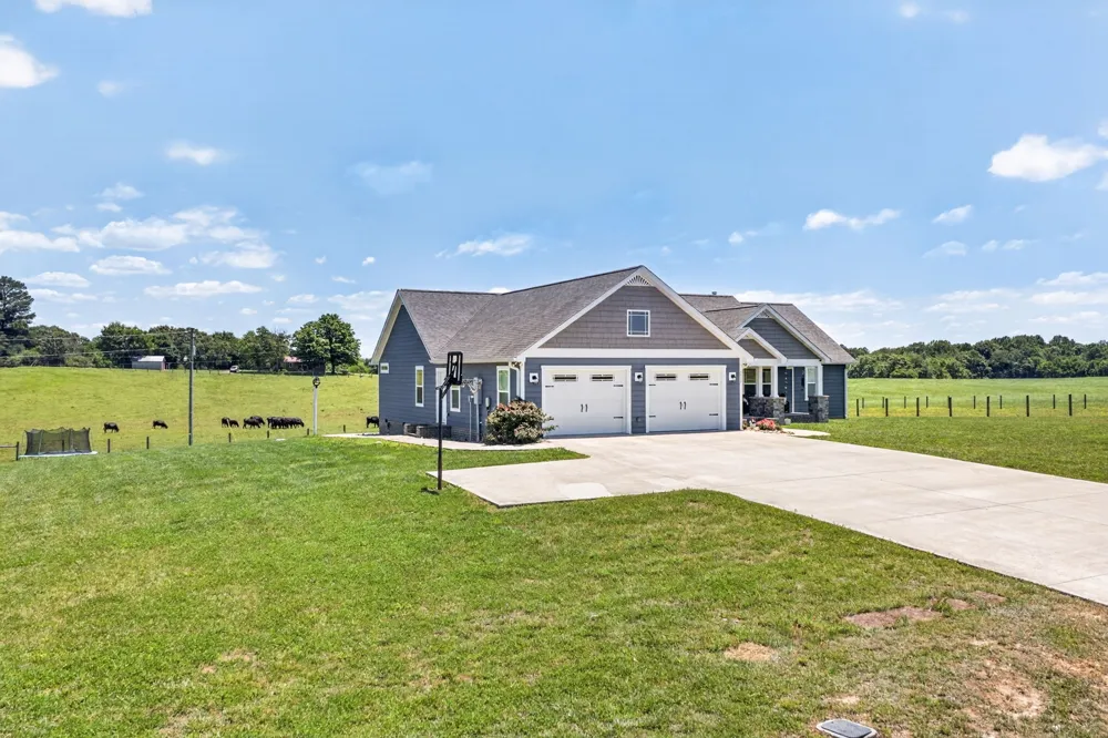 5335 Hickey Ridge Rd Baxter, TN 38544