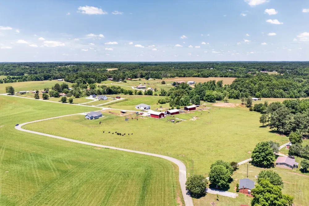 5335 Hickey Ridge Rd Baxter, TN 38544