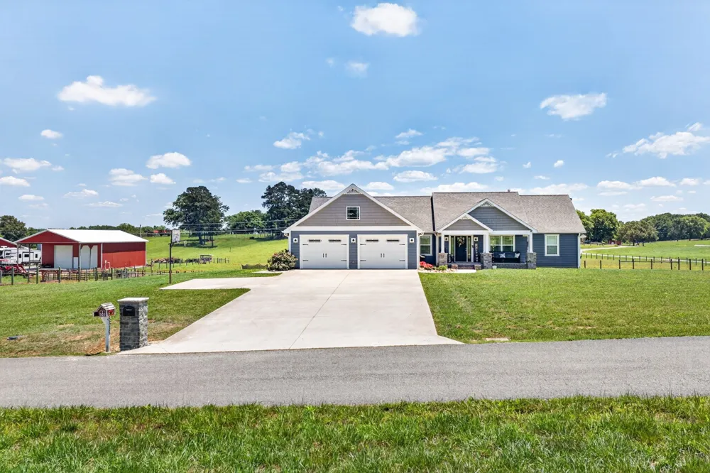 5335 Hickey Ridge Rd Baxter, TN 38544