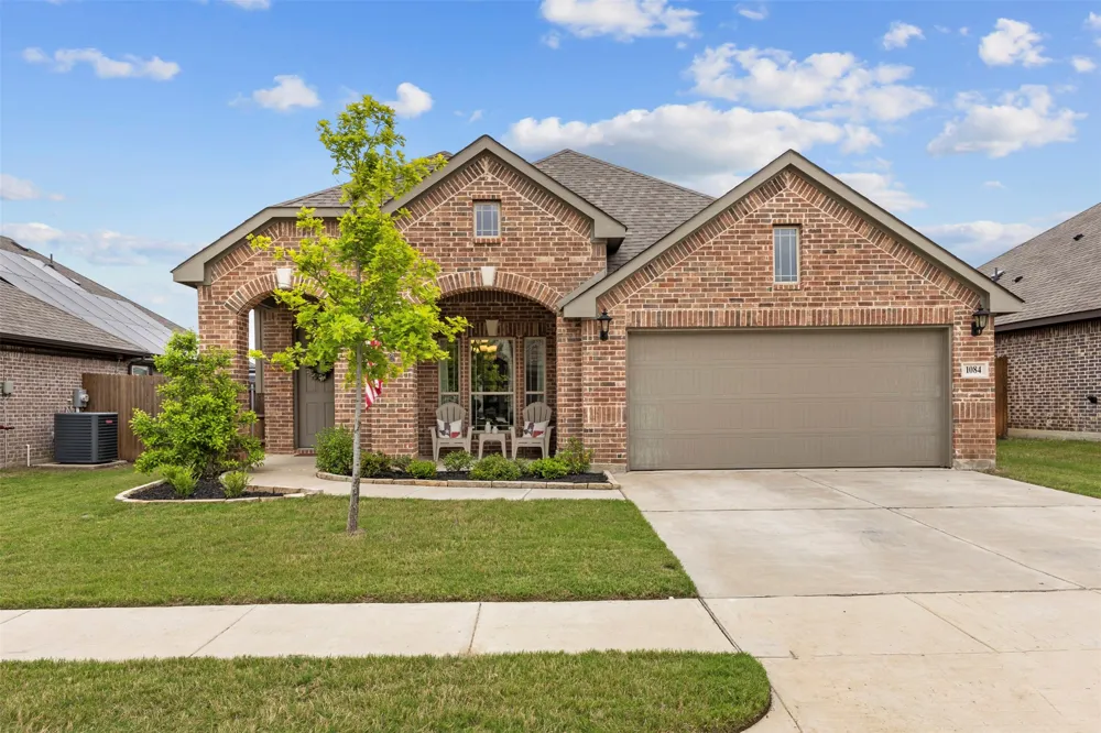 1084 Imperial Eagle Road Alvarado, TX 76009
