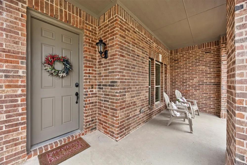 1084 Imperial Eagle Road Alvarado, TX 76009