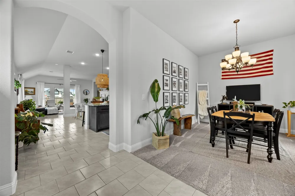 1084 Imperial Eagle Road Alvarado, TX 76009