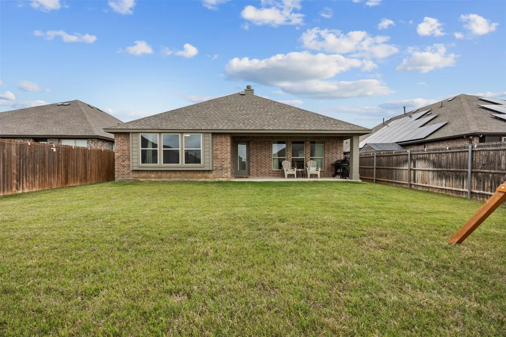 1084 Imperial Eagle Road Alvarado, TX 76009