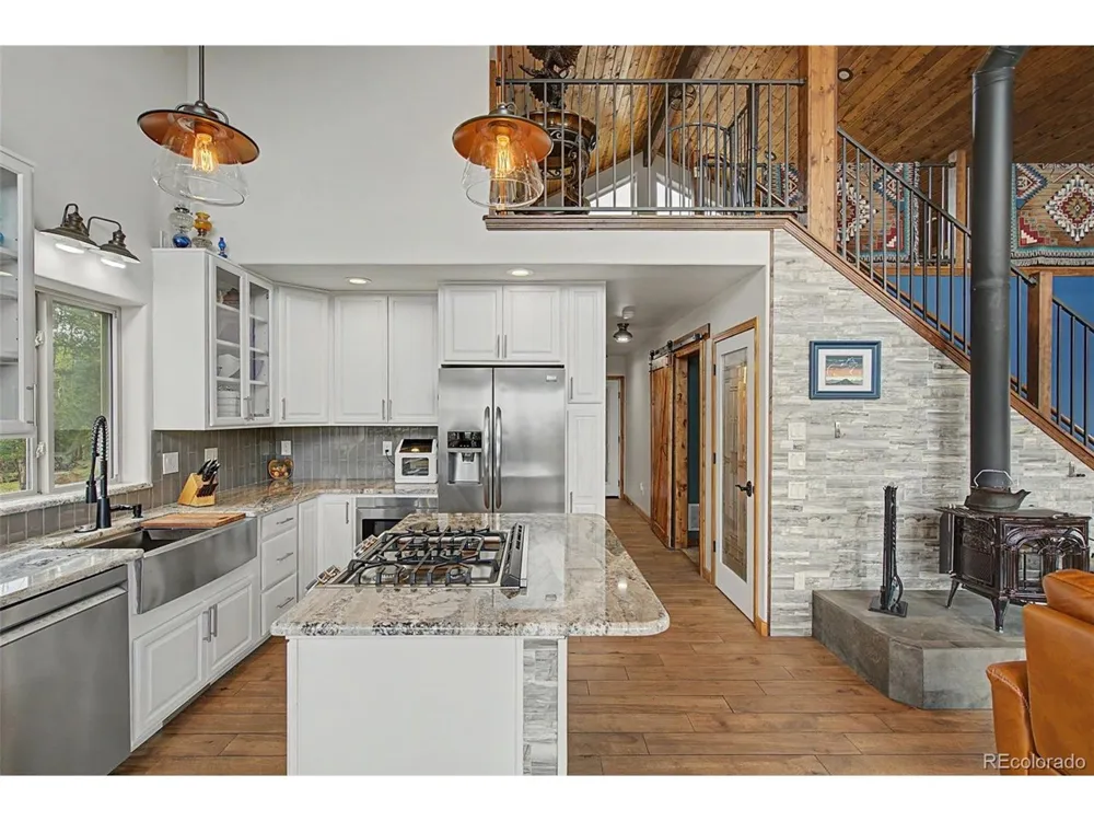 621 School House Hl Victor, CO 80860