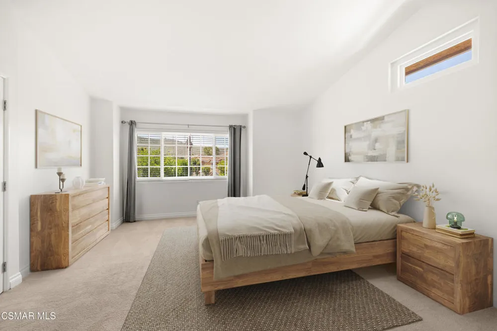 4839 La Vella Drive Oak Park, CA 91377