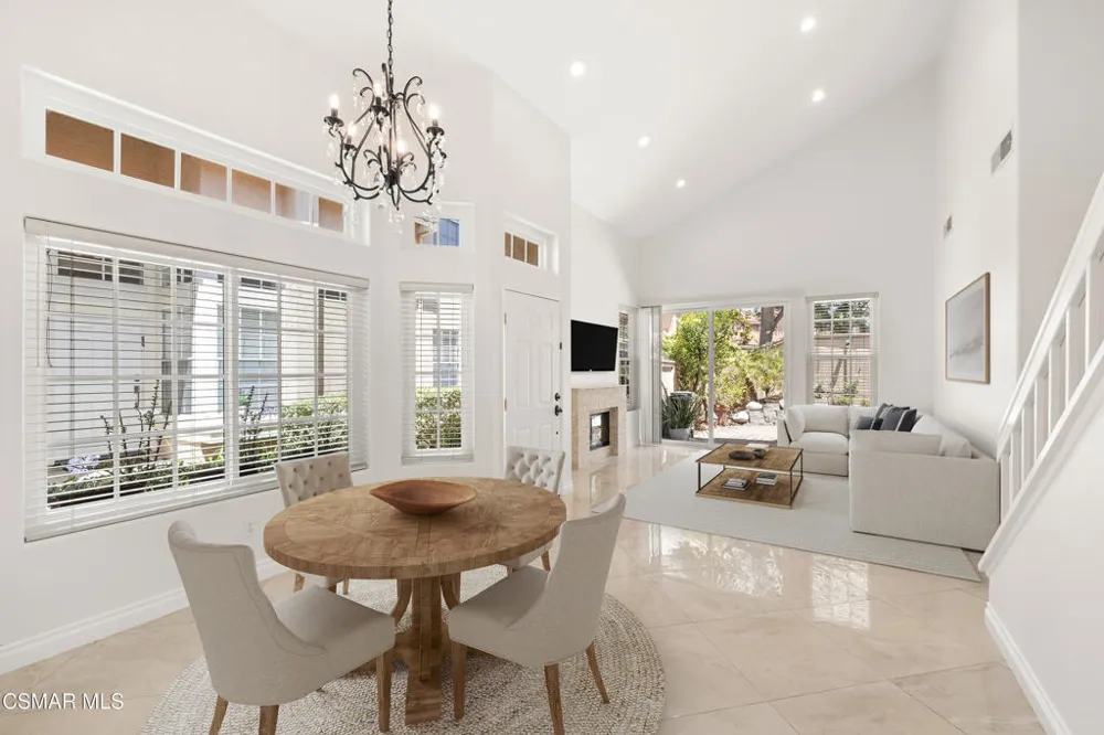 4839 La Vella Drive Oak Park, CA 91377