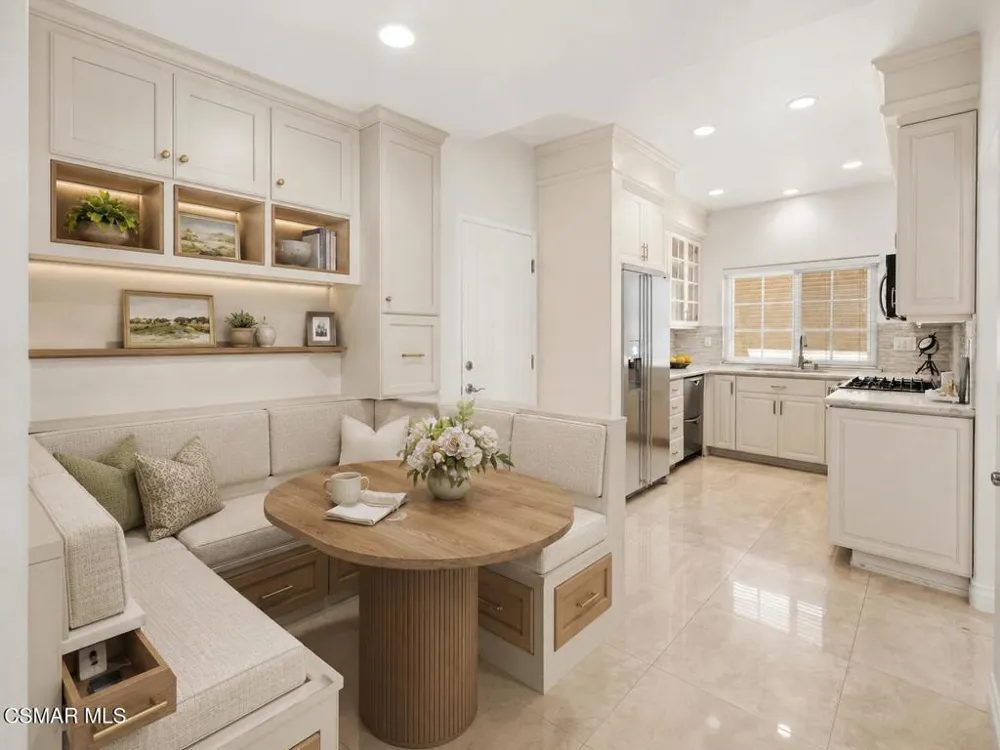 4839 La Vella Drive Oak Park, CA 91377