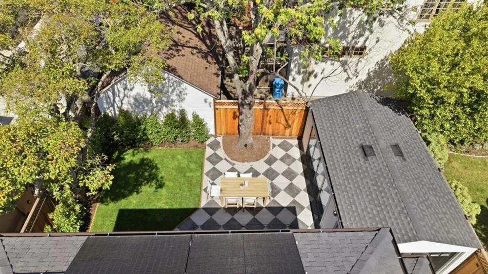 1548 Cypress Avenue Burlingame, CA 94010
