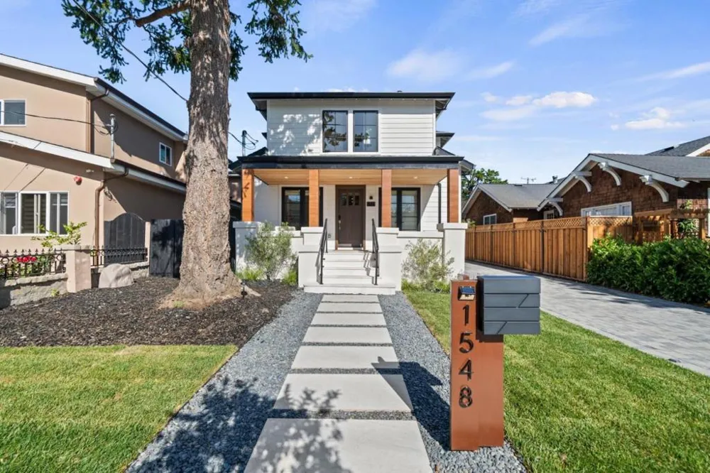 1548 Cypress Avenue Burlingame, CA 94010