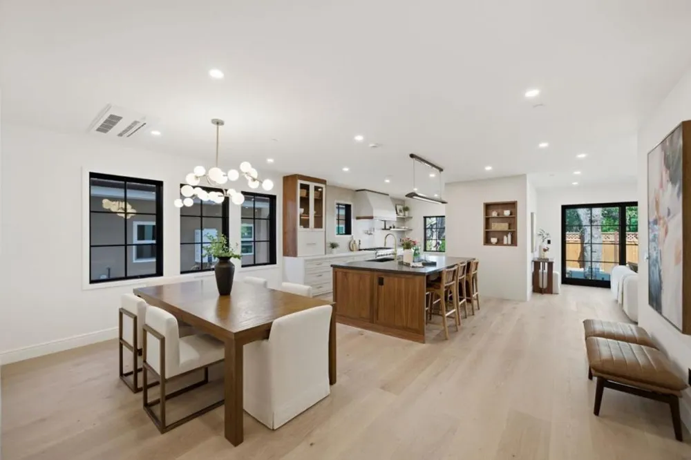 1548 Cypress Avenue Burlingame, CA 94010