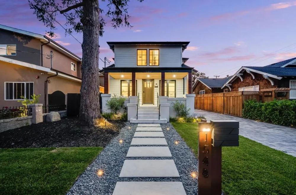 1548 Cypress Avenue Burlingame, CA 94010