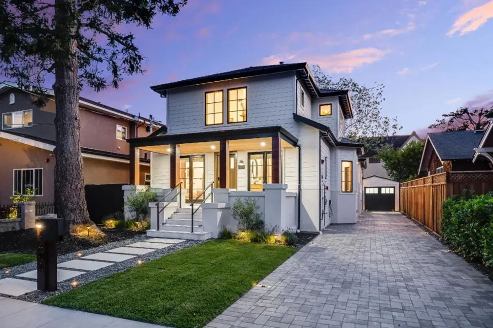 1548 Cypress Avenue Burlingame, CA 94010