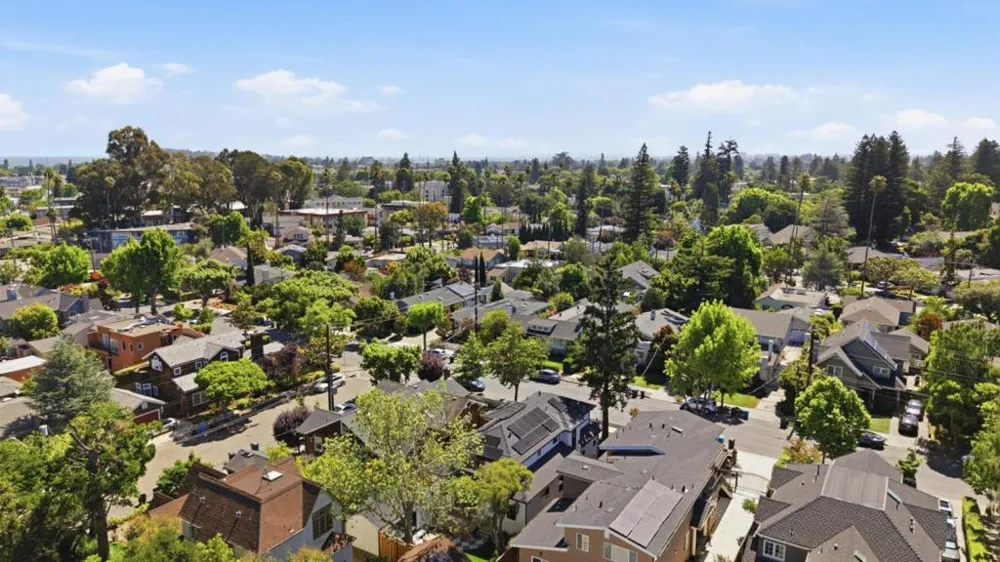 1548 Cypress Avenue Burlingame, CA 94010
