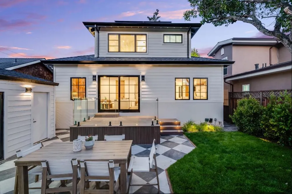 1548 Cypress Avenue Burlingame, CA 94010