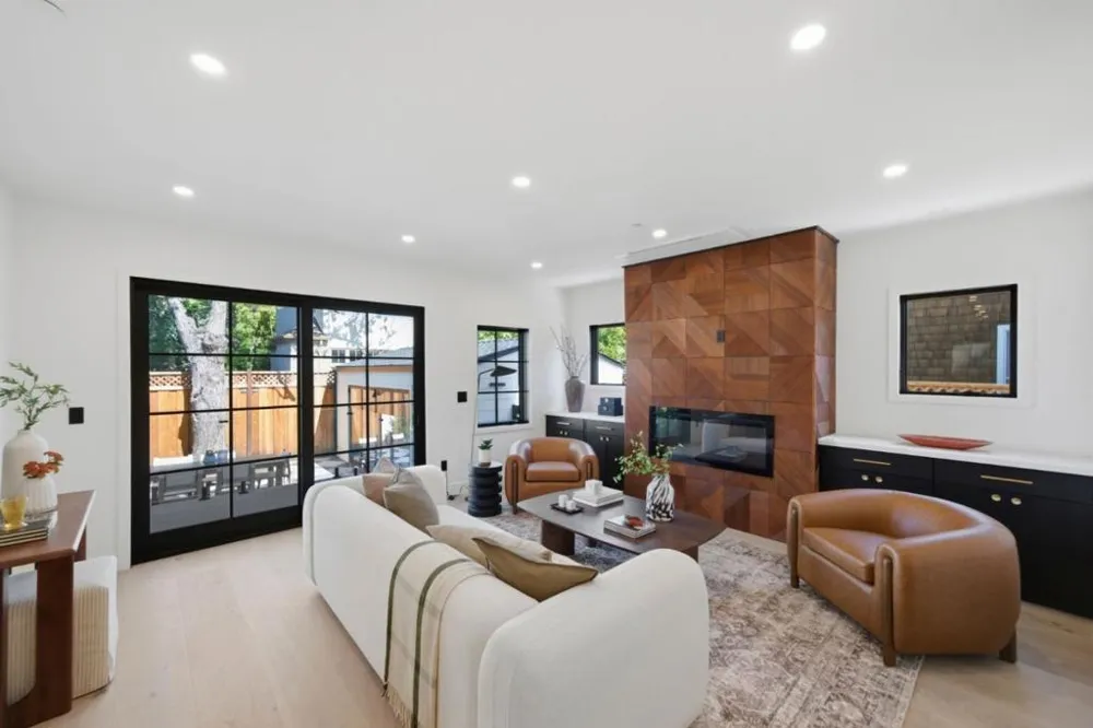 1548 Cypress Avenue Burlingame, CA 94010