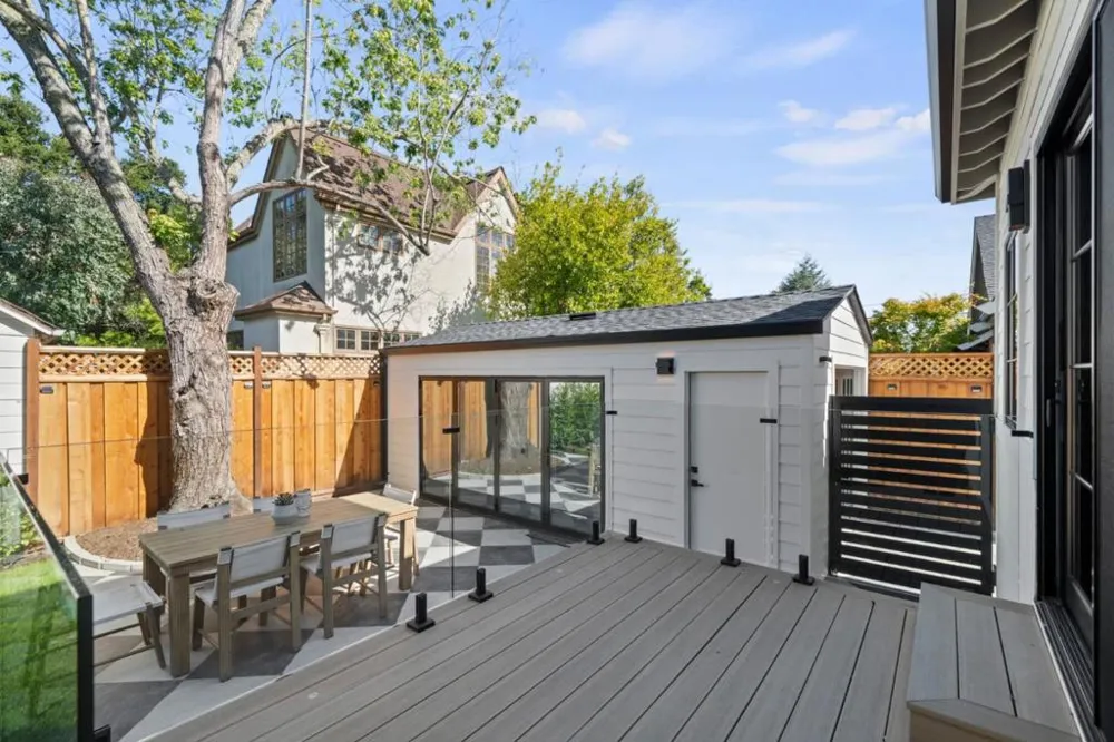 1548 Cypress Avenue Burlingame, CA 94010