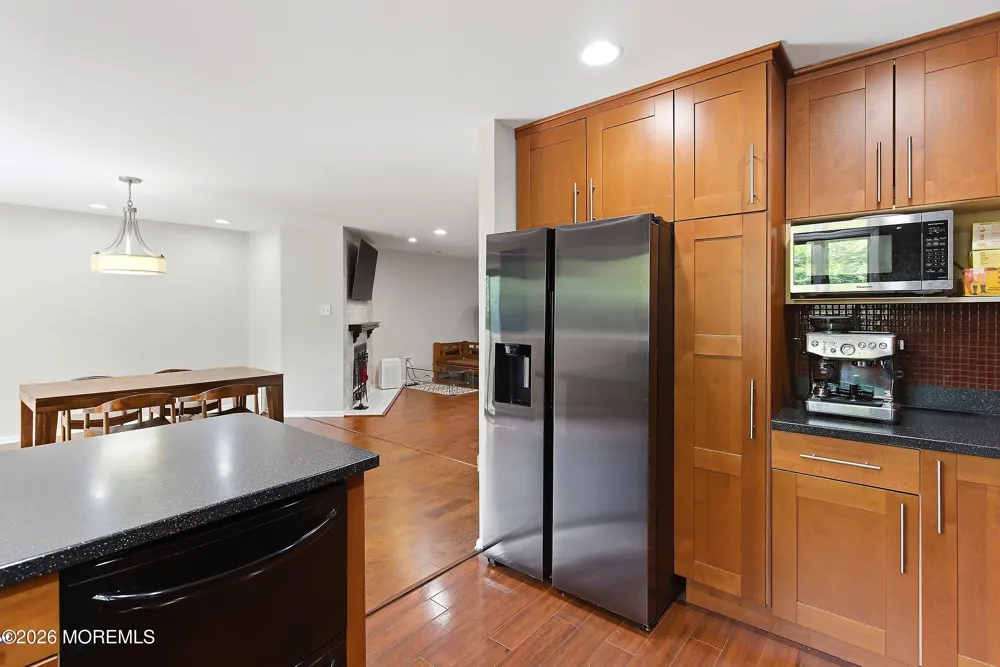 49 Woodmont Drive Lawrenceville, NJ 08648