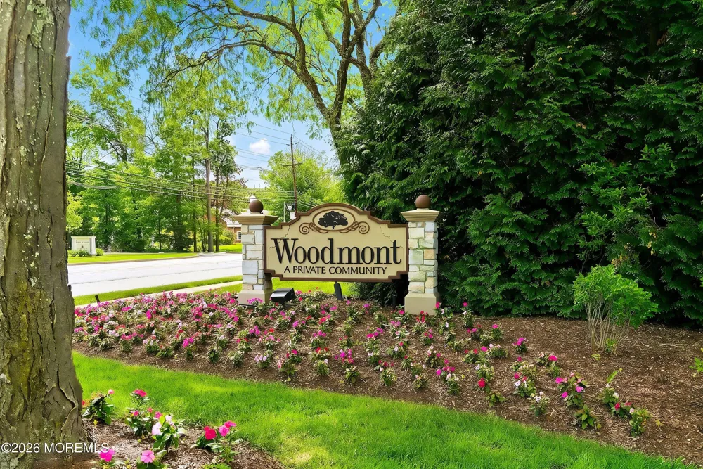 49 Woodmont Drive Lawrenceville, NJ 08648