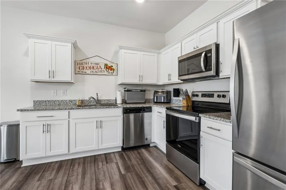 202 Fenchurch Way #2269 Cartersville, GA 30120
