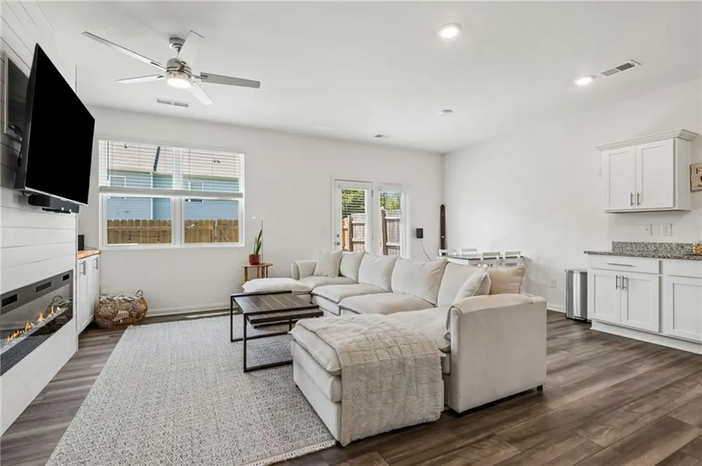 202 Fenchurch Way #2269 Cartersville, GA 30120