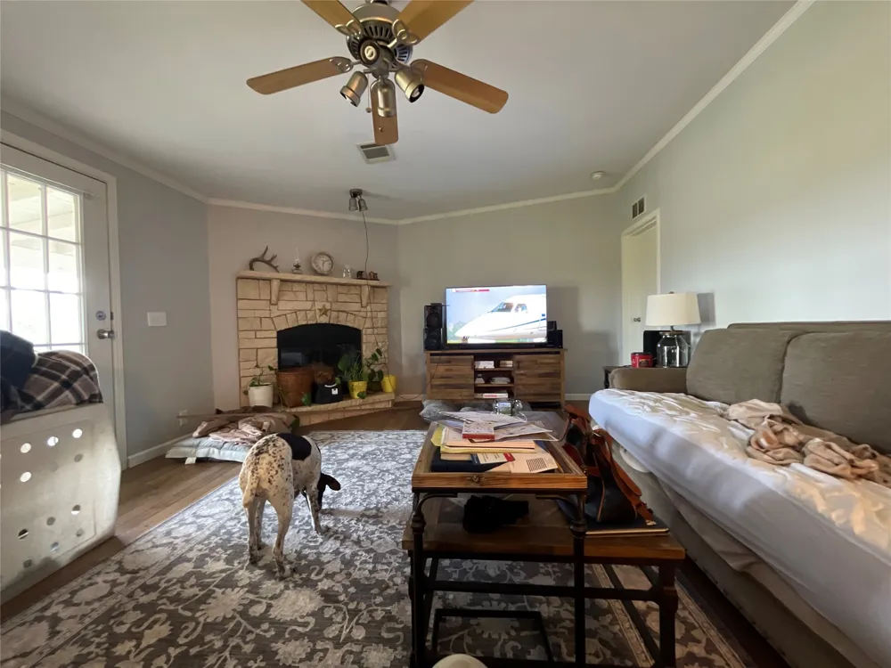 1044 HCR 3241 Hubbard, TX 76648