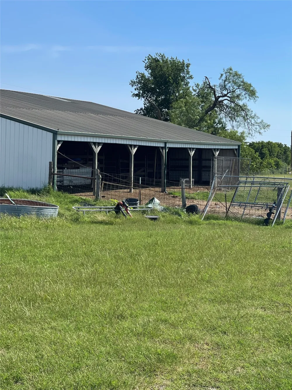 1044 HCR 3241 Hubbard, TX 76648