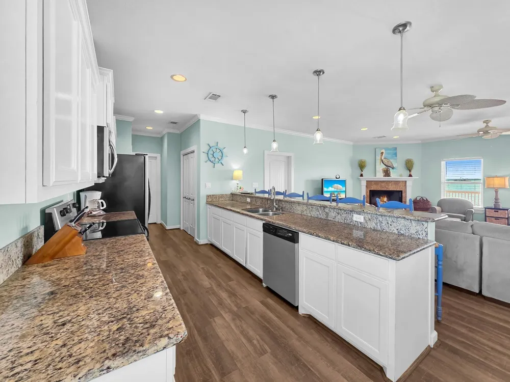 1300 Yacht Basin Gilchrist, TX 77617