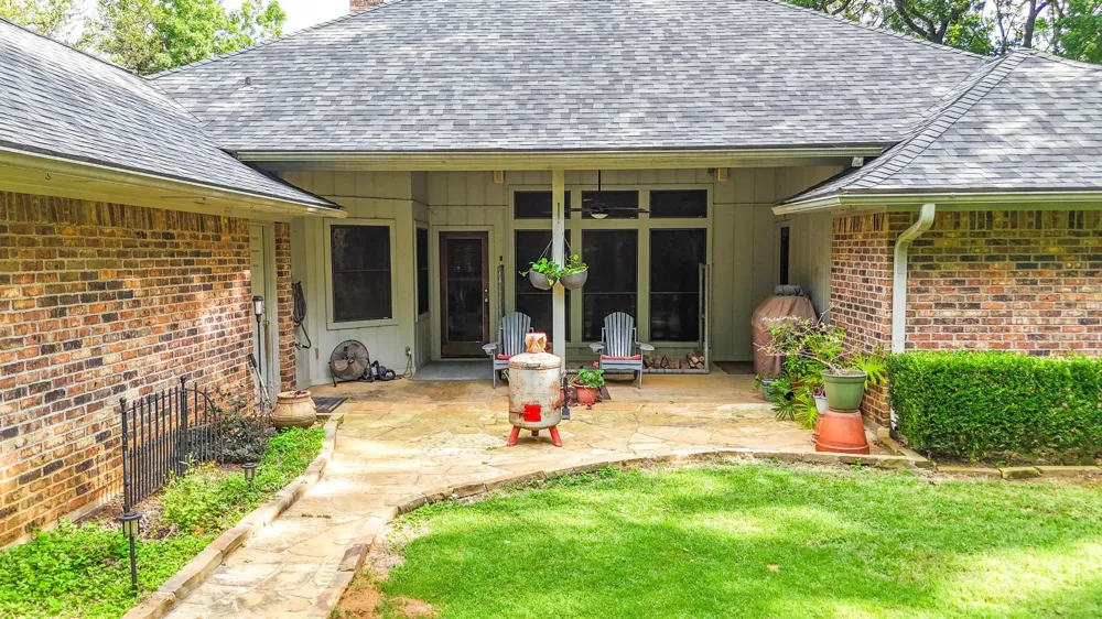 1749 E US Highway 84 Palestine, TX 75801