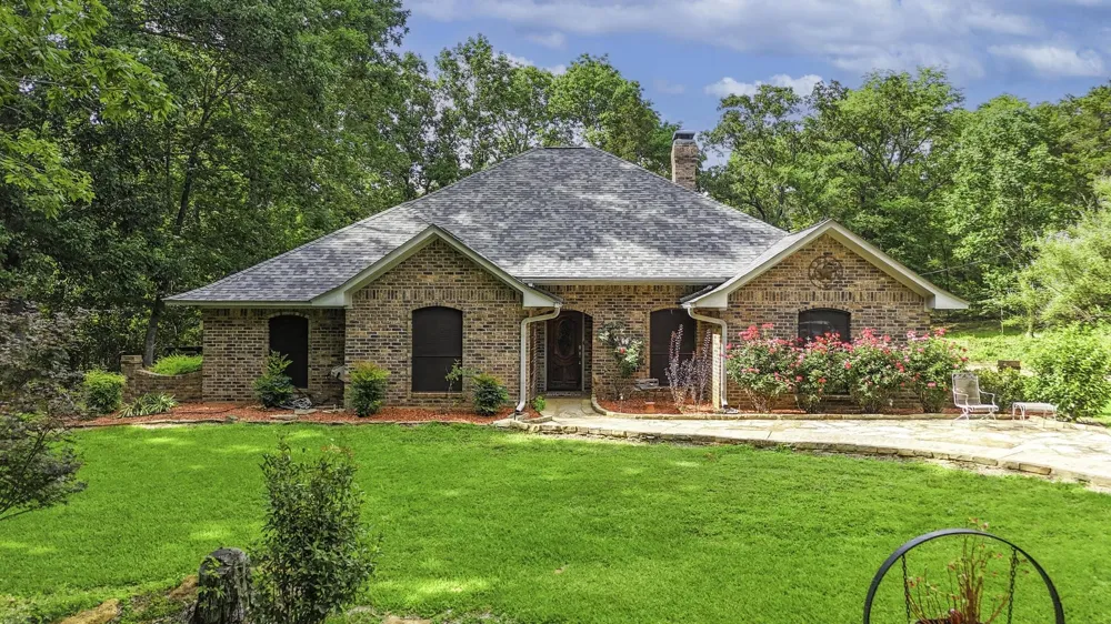 1749 E US Highway 84 Palestine, TX 75801