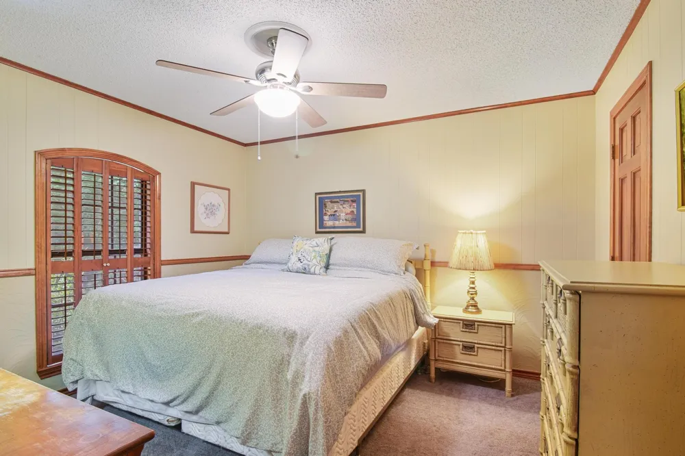 1749 E US Highway 84 Palestine, TX 75801