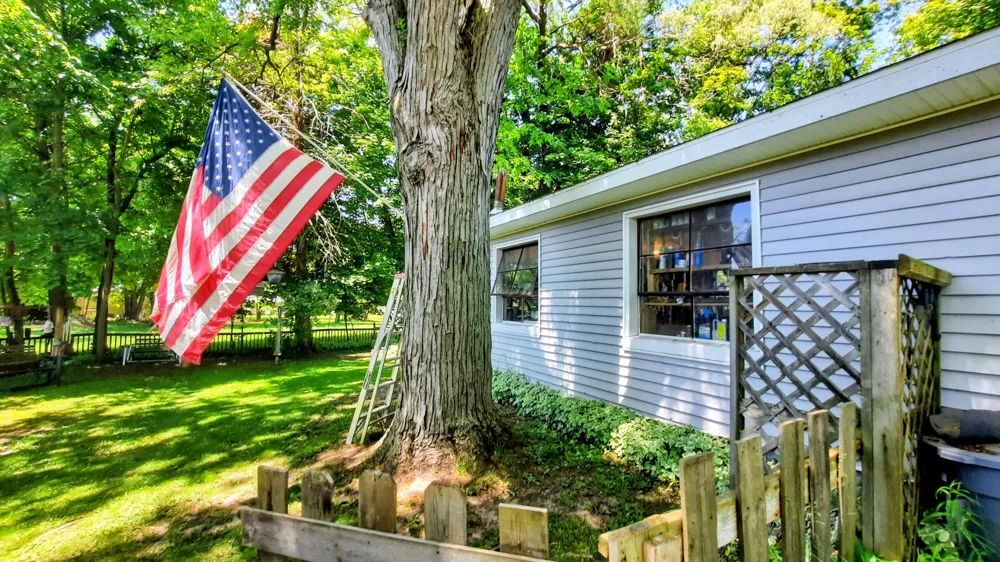 8052 Schroeder Street Onekama, MI 49675