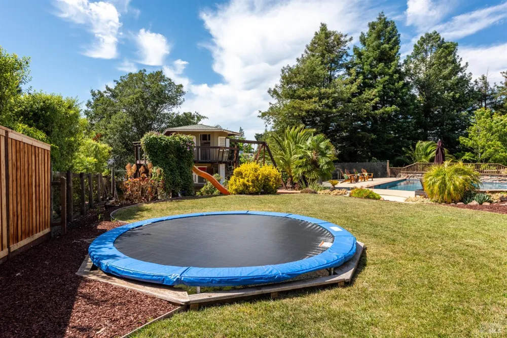 8788 Logan Place Cotati, CA 94931