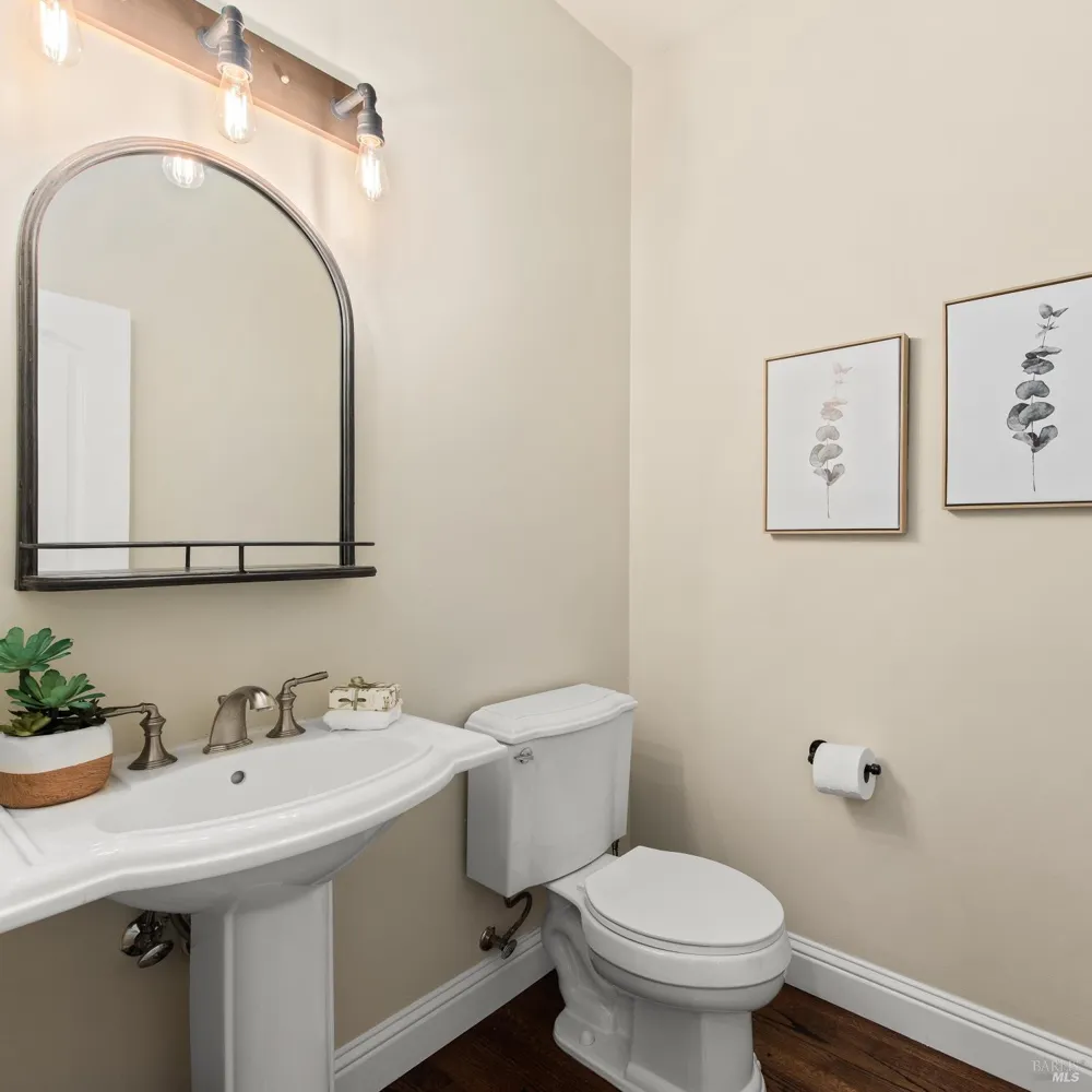 8788 Logan Place Cotati, CA 94931