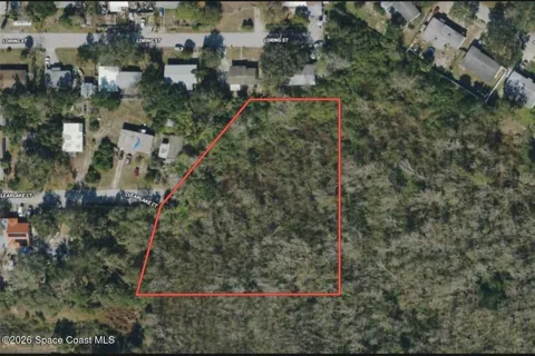 1400 Clear Lake Court