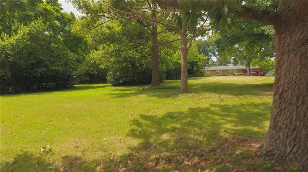 2875 Lower Roswell Road Marietta, GA 30068