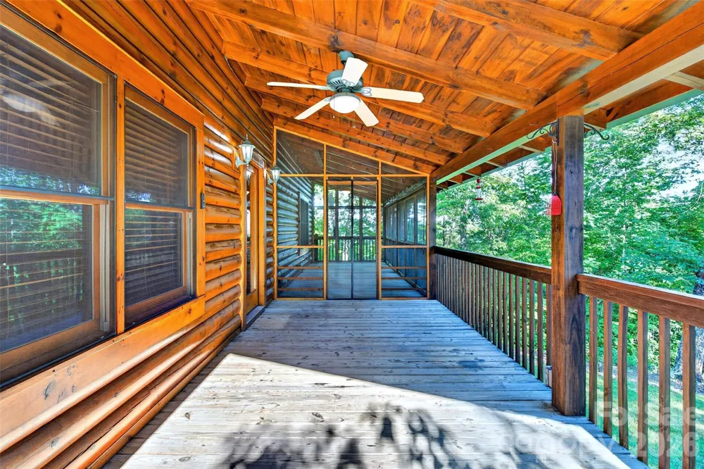 545 Mountain Crest Drive S Marion, NC 28752