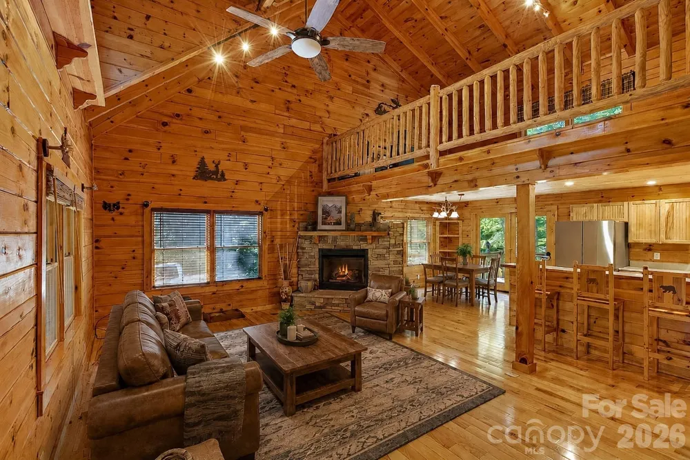 545 Mountain Crest Drive S Marion, NC 28752