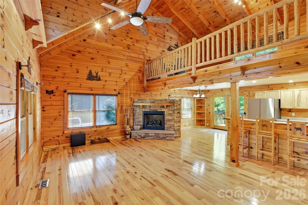 545 Mountain Crest Drive S Marion, NC 28752
